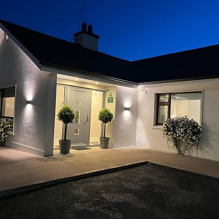 The Hillcrest, Luxury Accommodation In Castleblayney Town المظهر الخارجي الصورة