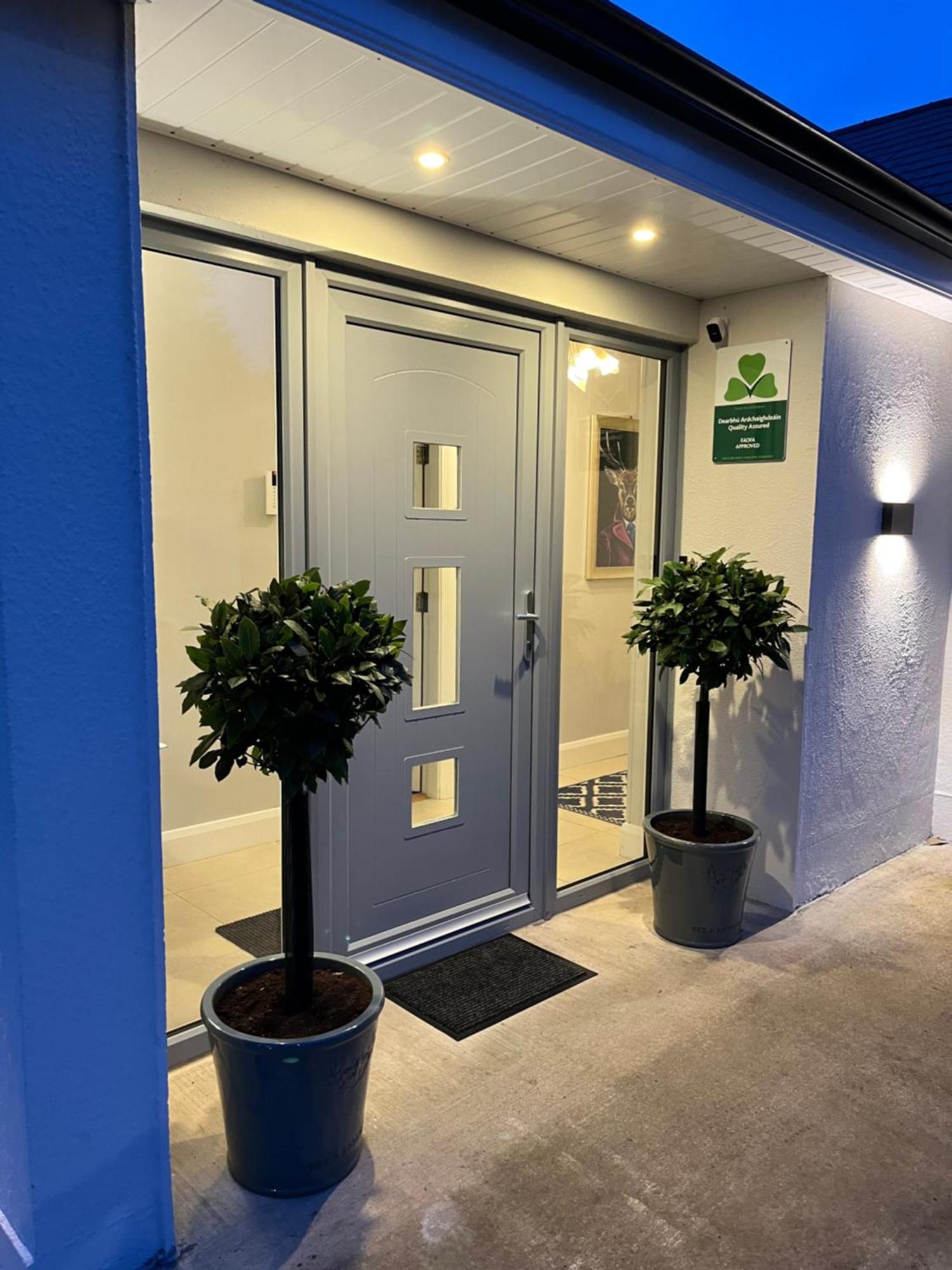The Hillcrest, Luxury Accommodation In Castleblayney Town المظهر الخارجي الصورة